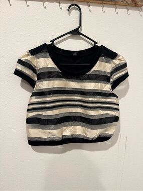 bebe Black and Cream Striped Cropped Short-Sleeve Top